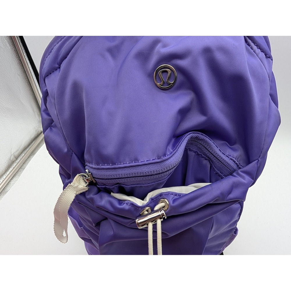LULULEMON BACKPACK Run Like A Gazelle Purple Running Bag GYM Workout CINCH - Picture 5 of 8